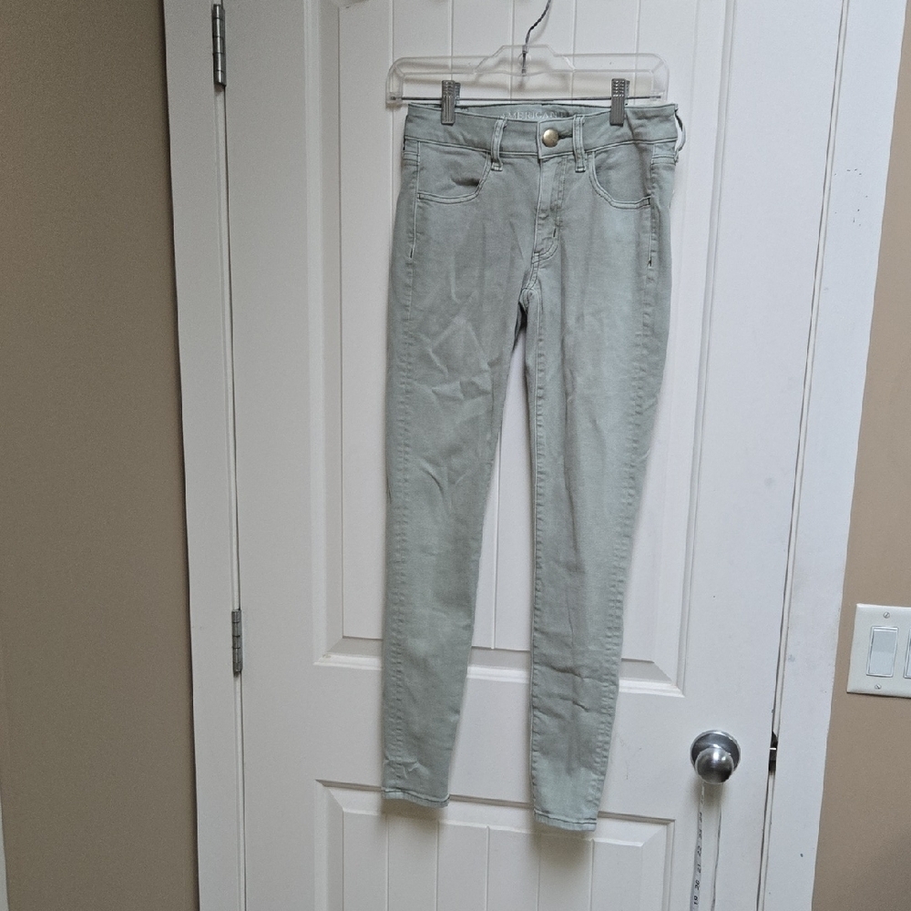 American Eagle Outfitters Stylish Light Gray Skinny Jeans Jeggins Super Stretch - Picture 2 of 9